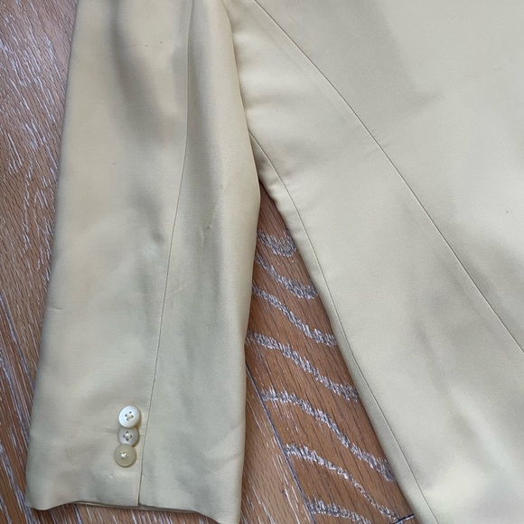 ELLEN TRACY Spring Yellow Blazer - Picture 9 of 9